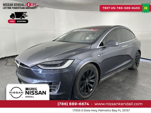Used 2017 Tesla Model X 75D image 6