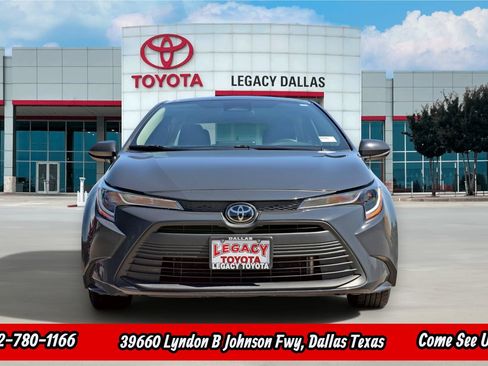 Used 2024 Toyota Corolla LE FWD image 5