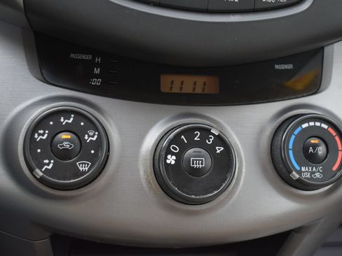 Used 2008 Toyota RAV4 4WD image 25