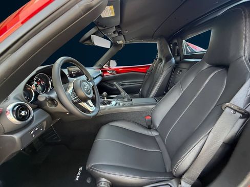 New 2026 MAZDA MX-5 Miata RF Grand Touring RWD image 10