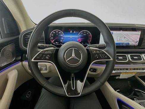 New 2026 Mercedes-Benz GLS 450 4MATIC image 11