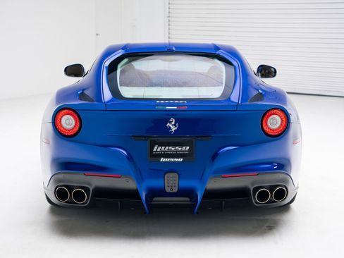 Used 2016 Ferrari F12 Berlinetta RWD image 6