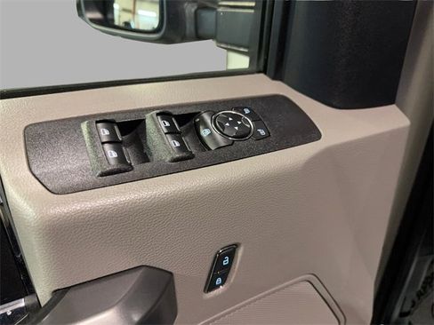 Used 2020 Ford F250 XLT w/ XLT Value Package image 12