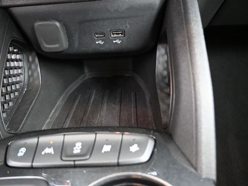 Used 2025 Chevrolet TrailBlazer LT FWD image 31