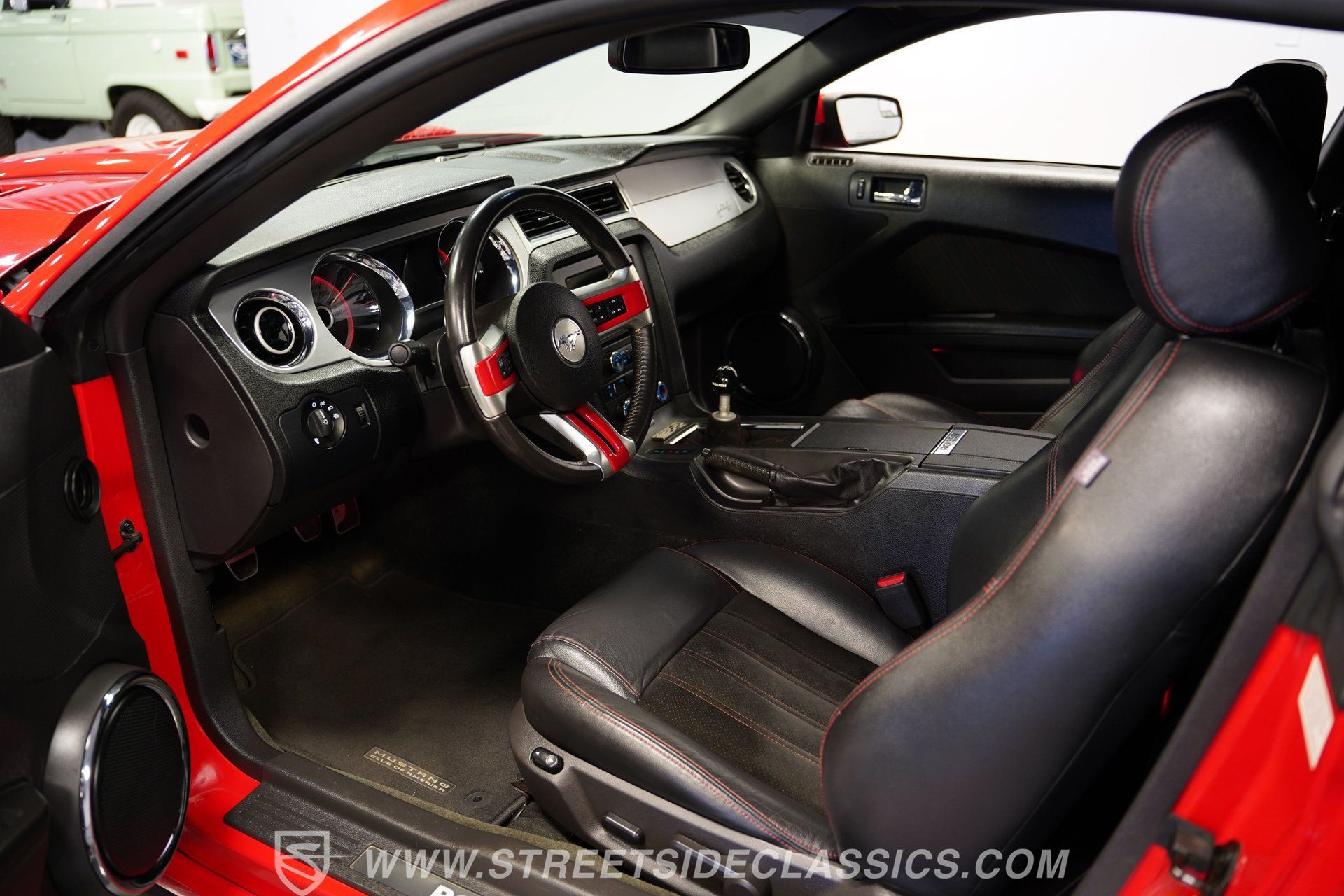 Used 2014 Ford Mustang GT Premium w/ GT Track Package RWD image 4