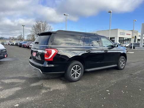 Used 2021 Ford Expedition Max XLT image 6