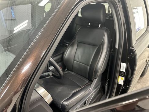 Used 2021 Ford F150 Lariat image 15