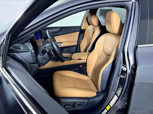 Used 2022 Lexus NX 450h+ AWD image 7