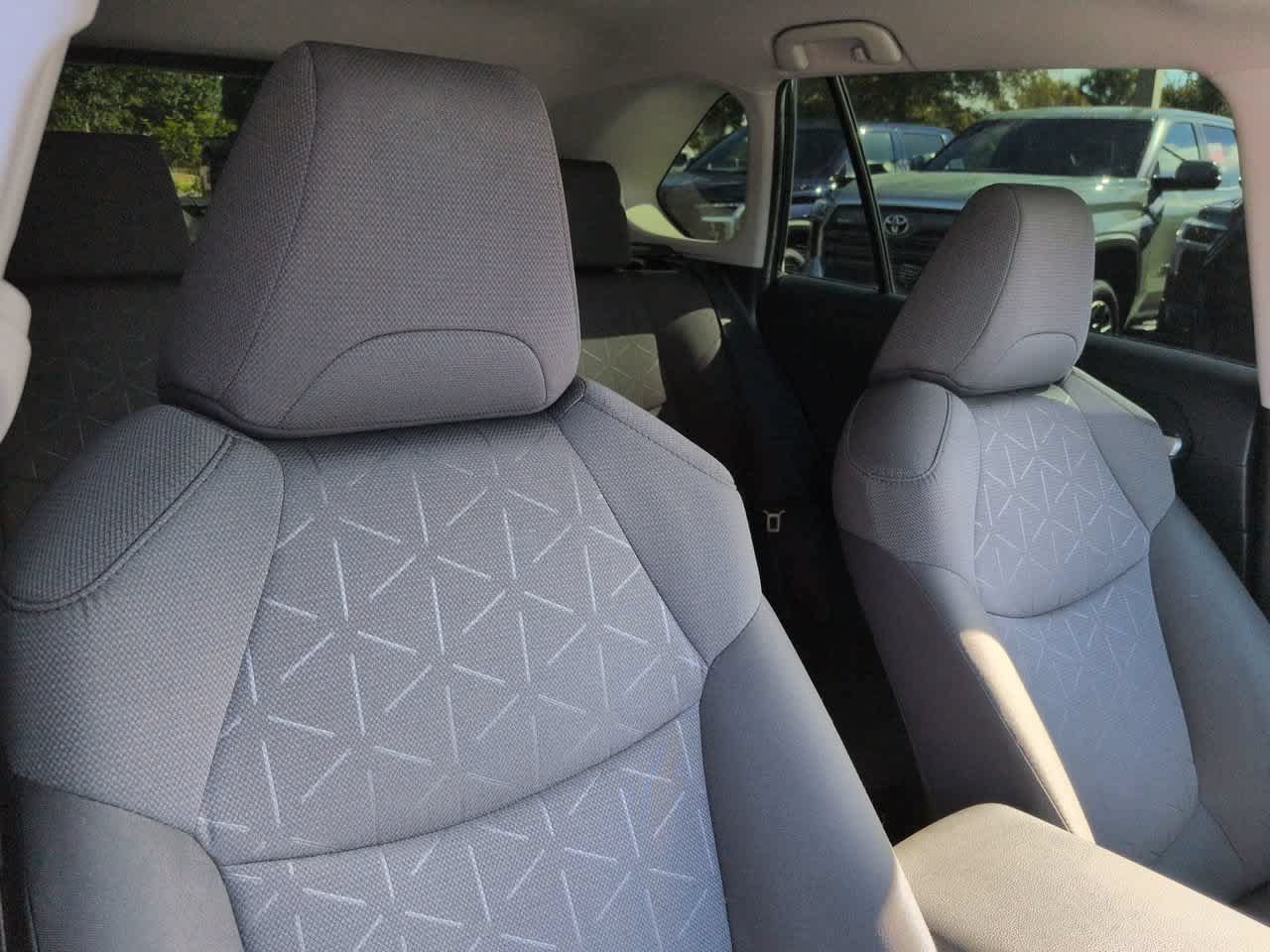 Certified 2025 Toyota RAV4 XLE AWD/4WD image 7