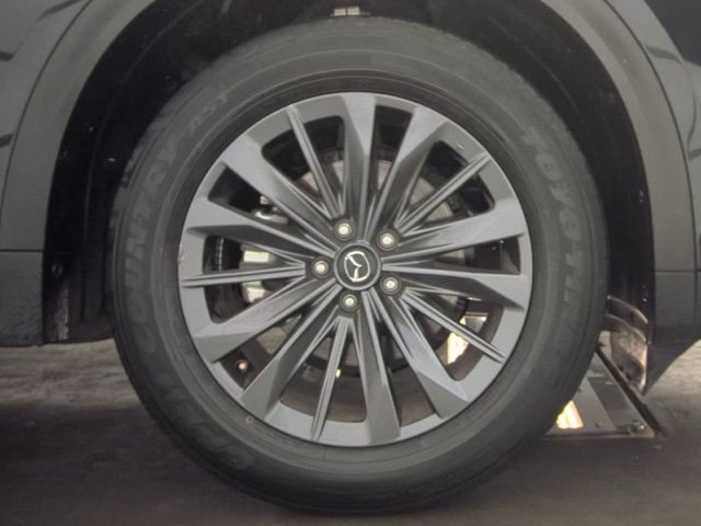Used 2025 MAZDA CX-70 3.3 Turbo w/ Preferred Package AWD/4WD image 22