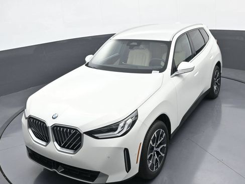 New 2026 BMW X3 xDrive30i w/ Convenience Package AWD/4WD image 30