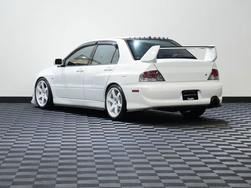 Used 2003 Mitsubishi Lancer Evolution image 8