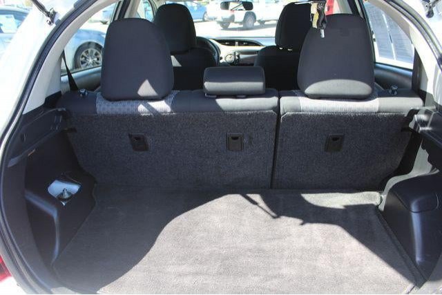 Used 2016 Toyota Yaris L FWD image 29