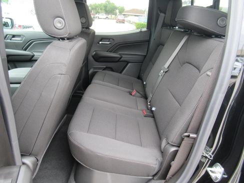 New 2026 GMC Canyon Elevation w/ Convenience Package RWD image 34