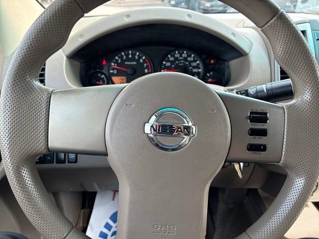 Used 2012 Nissan Frontier SV AWD/4WD image 40