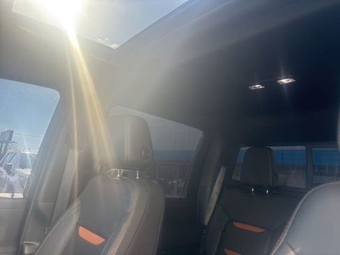 Used 2022 GMC Sierra 2500 AT4 w/ AT4 Premium Plus Package image 15