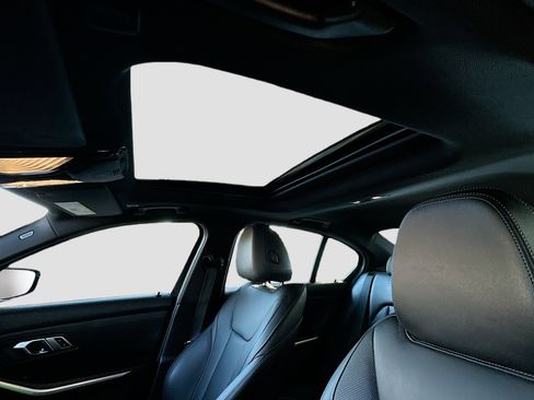 Certified 2023 BMW 330i 330i w/ Driving Assistance Package image 21