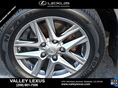 Used 2013 Lexus LX 570 4WD w/ Luxury Pkg image 7
