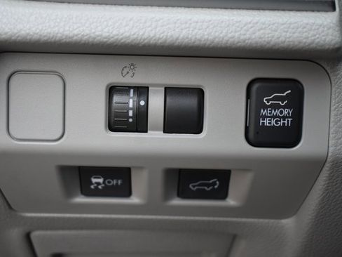 Used 2015 Subaru Forester 2.5i Touring w/ Eyesight & Navigation System image 16