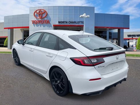 Used 2025 Honda Civic Sport image 8