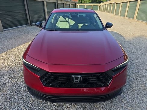 Used 2025 Honda Accord SE image 8