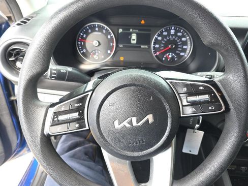 Used 2024 Kia Forte LXS image 4