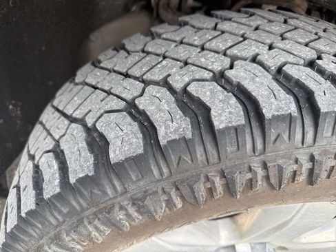 Used 2022 Chevrolet Silverado 2500 LTZ w/ LTZ Premium Package image 2