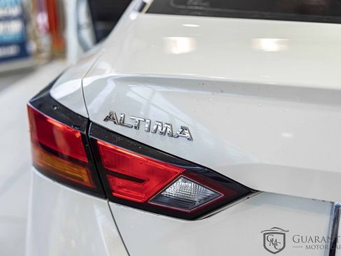 Used 2019 Nissan Altima 2.5 SR w/ SR Premium Package image 14