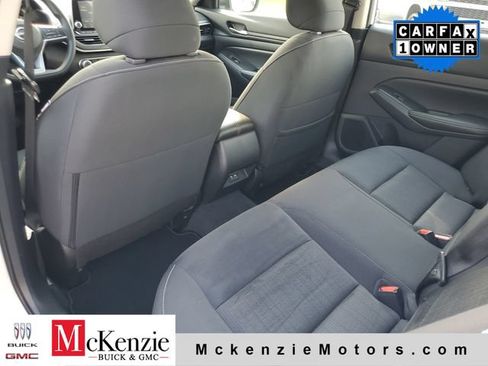 Used 2025 Nissan Altima 2.5 SV FWD image 22