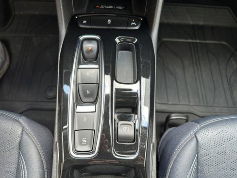 Used 2023 Chevrolet Bolt EUV Premier image 21