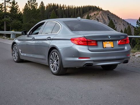 Used 2020 BMW 540i w/ Executive Package image 5