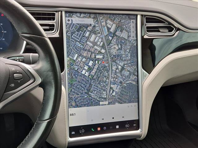 Used 2016 Tesla Model S 70 RWD image 12