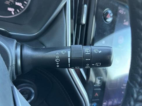 Used 2022 Subaru Outback Limited image 30