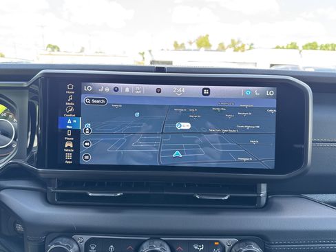 New 2025 Jeep Wrangler Sahara image 20