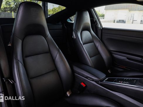 Used 2017 Porsche 911 Carrera 4S AWD/4WD image 38