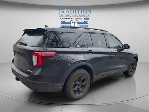 Used 2022 Ford Explorer Timberline image 6