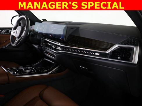 Used 2026 BMW X7 M60i AWD/4WD image 64