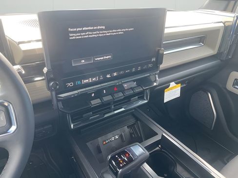 New 2026 GMC Hummer EV 4x4 Crew Cab image 35