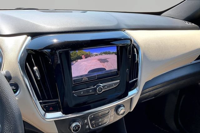 Used 2023 Chevrolet Traverse LS FWD image 11
