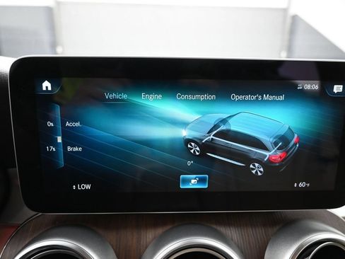Used 2022 Mercedes-Benz GLC 300 w/ Premium Package Lite image 17