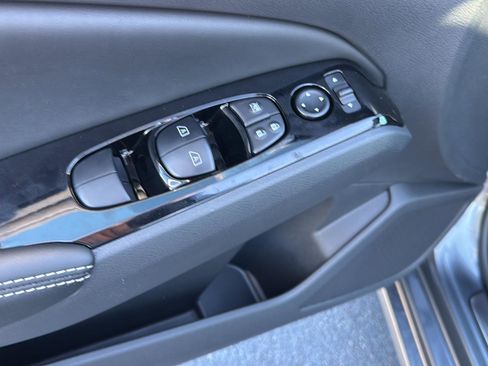 New 2025 Nissan Altima 2.5 SL image 29