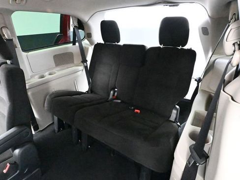Used 2014 Dodge Grand Caravan SXT w/ Rear Park Assist Package image 35