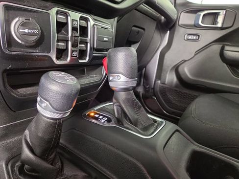 Used 2022 Jeep Gladiator Sport AWD/4WD image 20