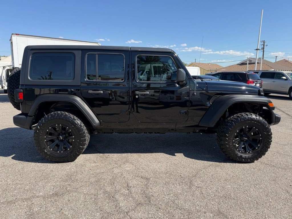 Used 2019 Jeep Wrangler Unlimited Sport AWD/4WD image 4