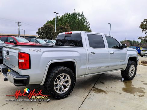 Used 2015 GMC Sierra 1500 SLT w/ SLT Crew Cab Value Package image 9
