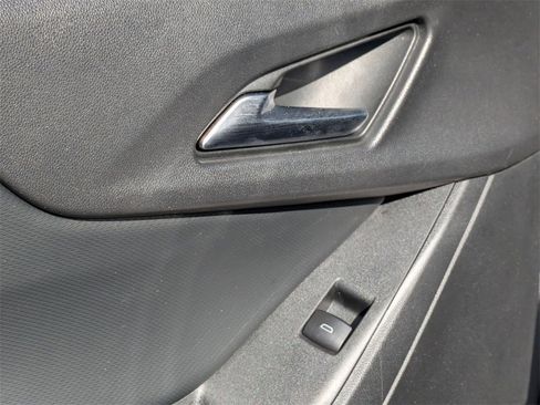 Used 2025 Chevrolet Equinox LT image 26