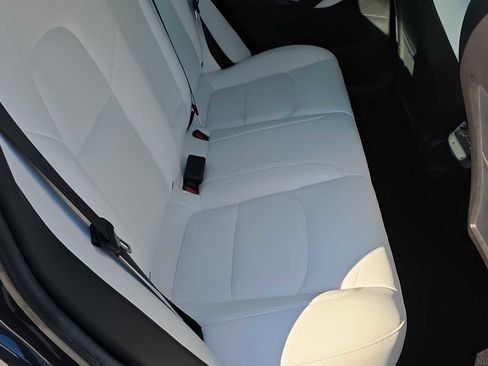 Used 2019 Tesla Model 3 Long Range image 16
