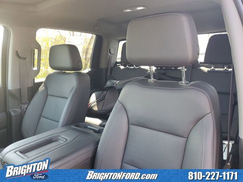 Used 2021 Chevrolet Silverado 1500 RST w/ Redline Edition AWD/4WD image 9