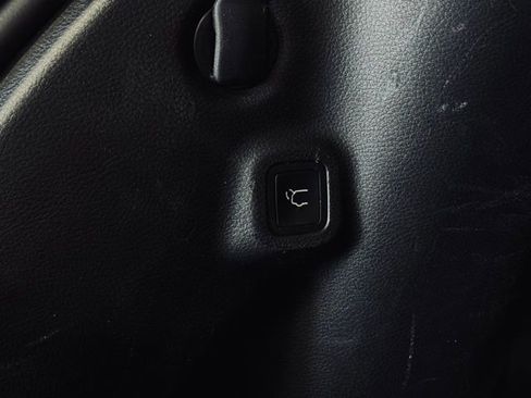 Used 2022 Jeep Compass Trailhawk w/ Trailhawk Elite Group image 14