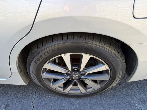 Used 2016 Nissan Altima 2.5 SV FWD image 33